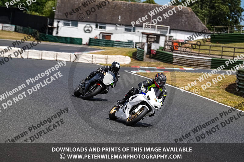 enduro digital images;event digital images;eventdigitalimages;mallory park;mallory park photographs;mallory park trackday;mallory park trackday photographs;no limits trackdays;peter wileman photography;racing digital images;trackday digital images;trackday photos